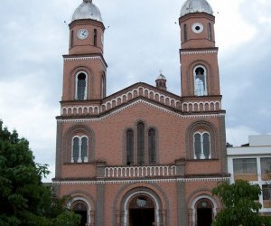 Iglesia San Francisco de Asis Fuente: Panoramio.com por cesar_parada